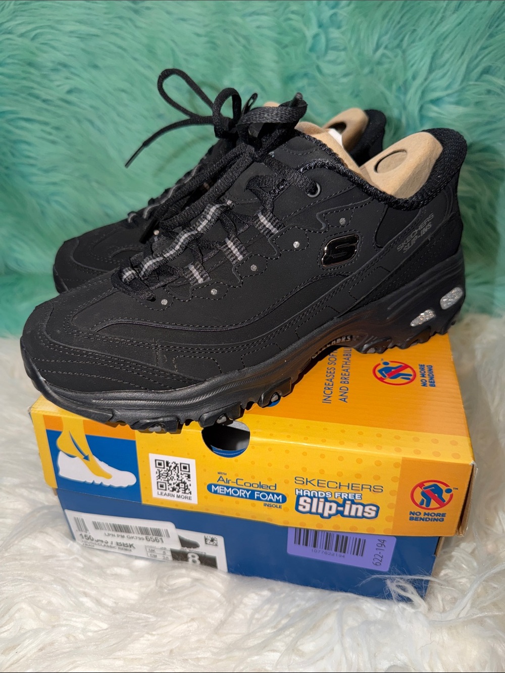 NIB Skechers Women's D'Lites Fan Girl Sneaker
Hands Free Slip-Ins Size 8, Black